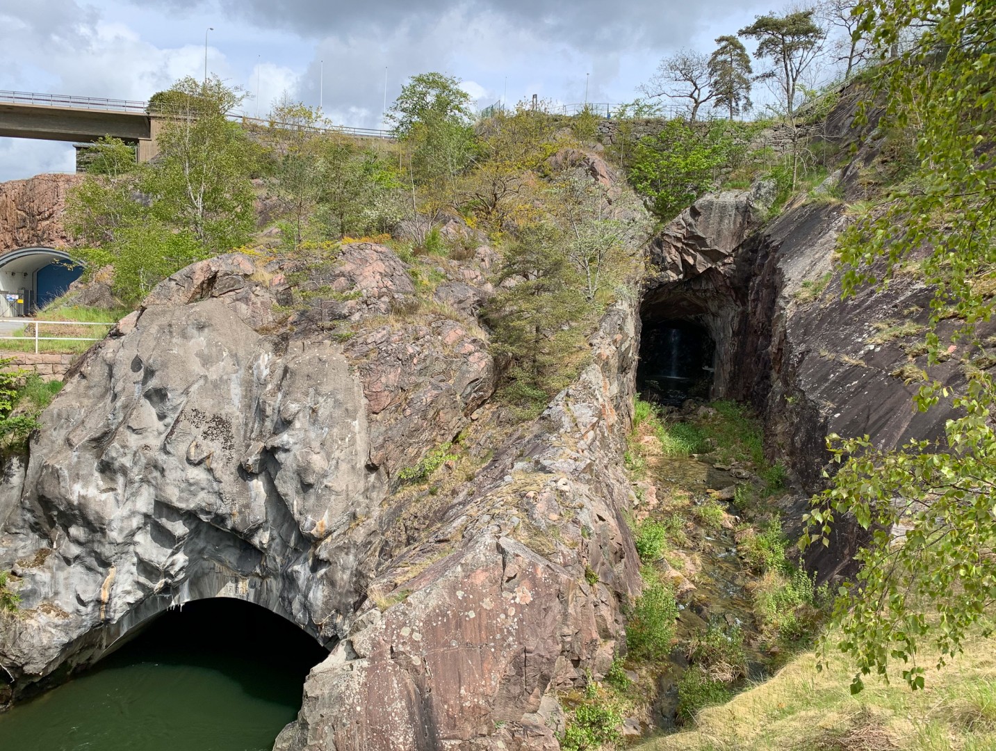 Kungsgrottan och undervattenstunnlar vid Hojums kraftverk